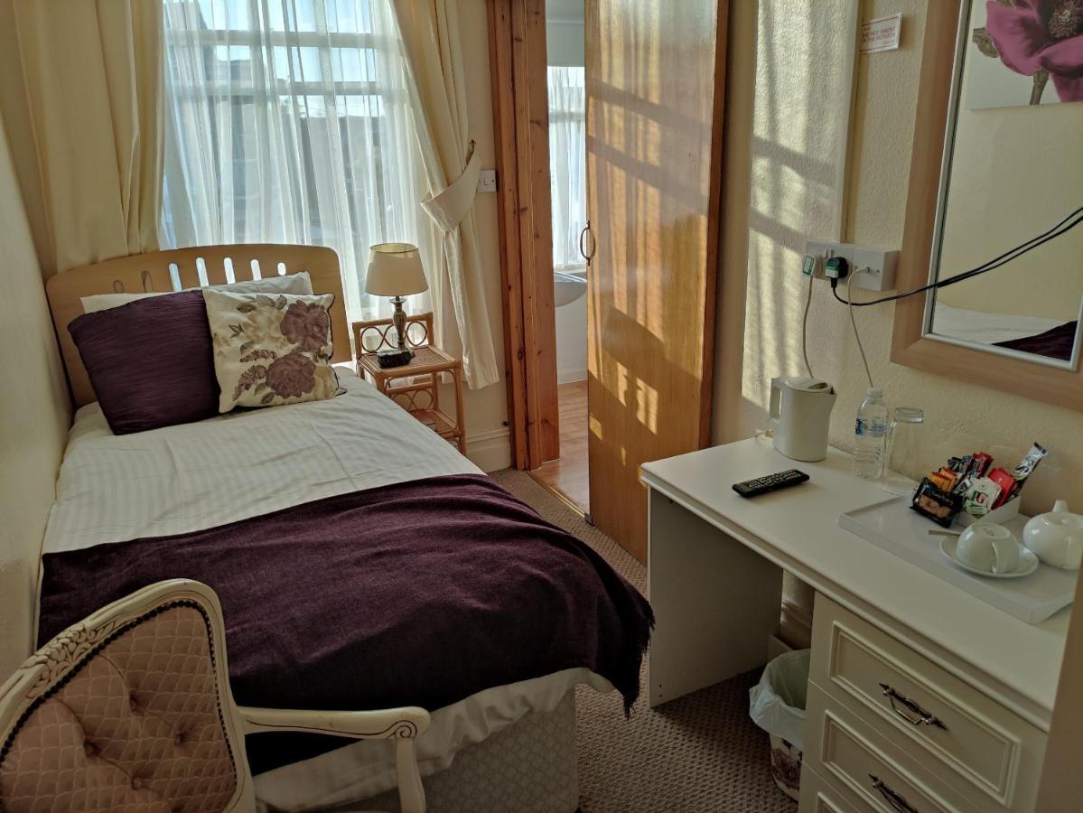 Cleve Court Hotel Paignton Bilik gambar